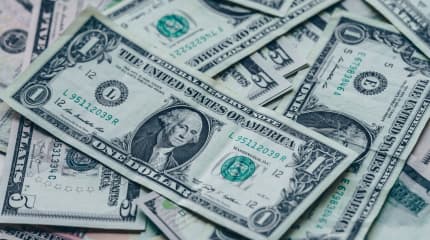 {{ image_alt:photography-of-one-us-dollar-banknotes-545064.jpg }}